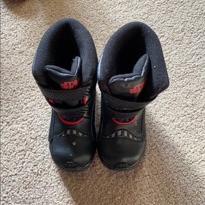 Boys snow boots